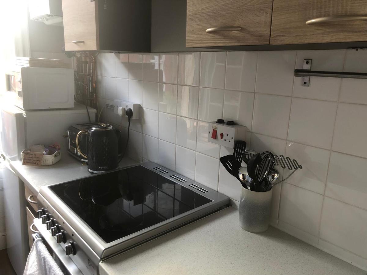 Granby House Holiday Apartments, Apartment 2, In The Old Town, Free On Street Parking Included Scarborough Ngoại thất bức ảnh